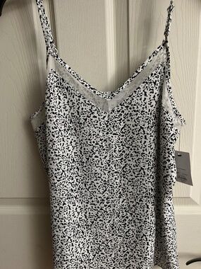 Nine West top NWT - medium